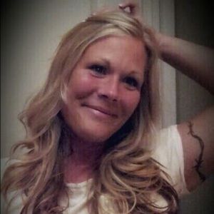 Meet your Posher, Angie